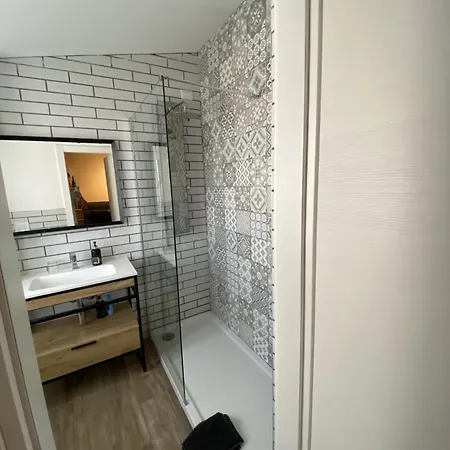Attico - 3 Camere E 3 Bagni - Nolo District Проживание в семье *